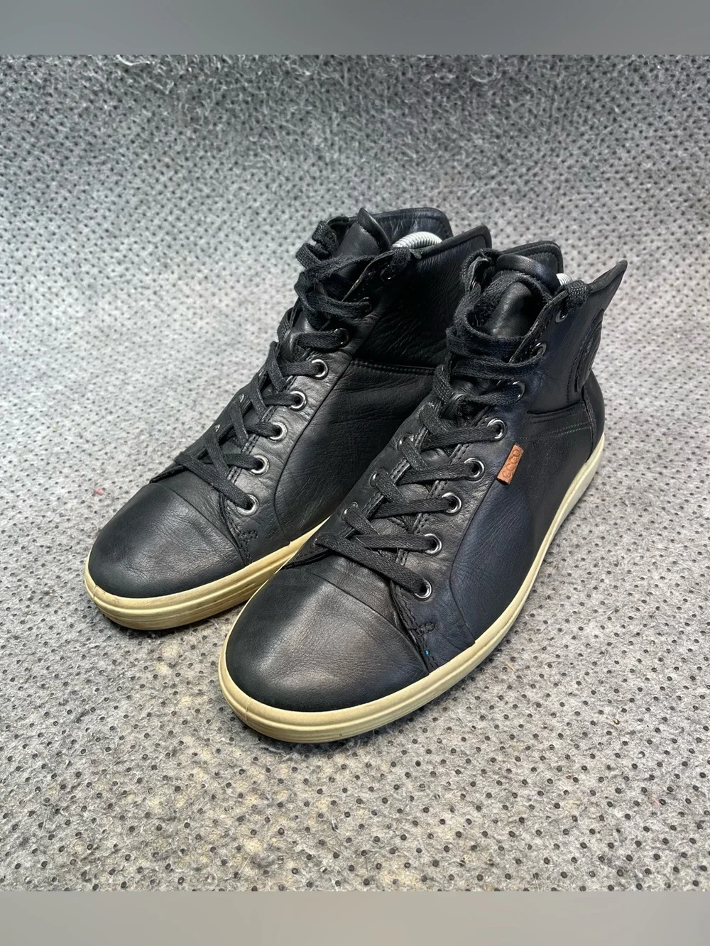 Ecco soft high